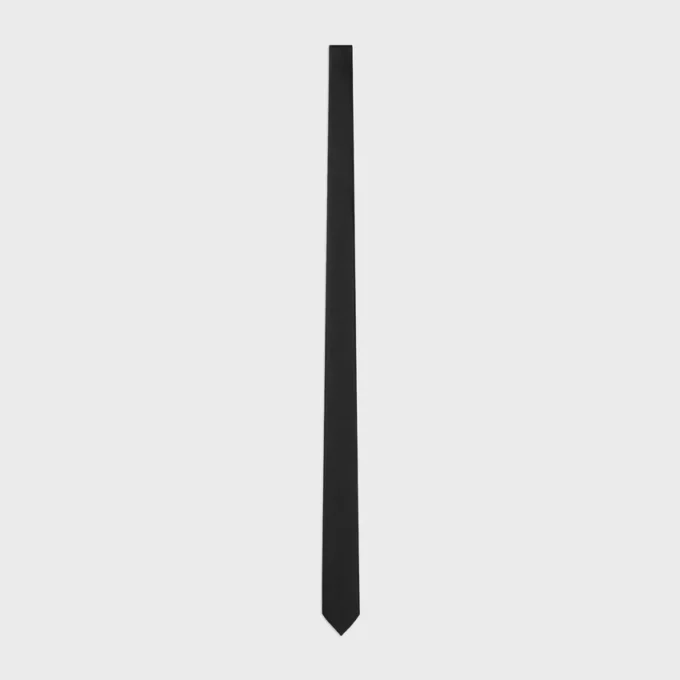 Corbata de seda satinada Corbata de seda satinada