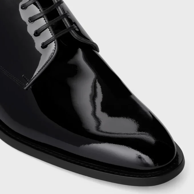 Derby Tuxedo de CELINE en piel de becerro charol Derby Tuxedo de CELINE en piel de becerro charol