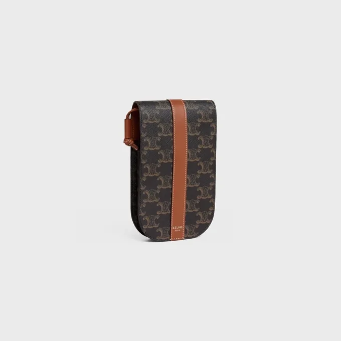 Funda para teléfono con solapa en Triomphe Canvas y piel de becerro