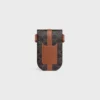 Funda para teléfono con solapa en Triomphe Canvas y piel de becerro