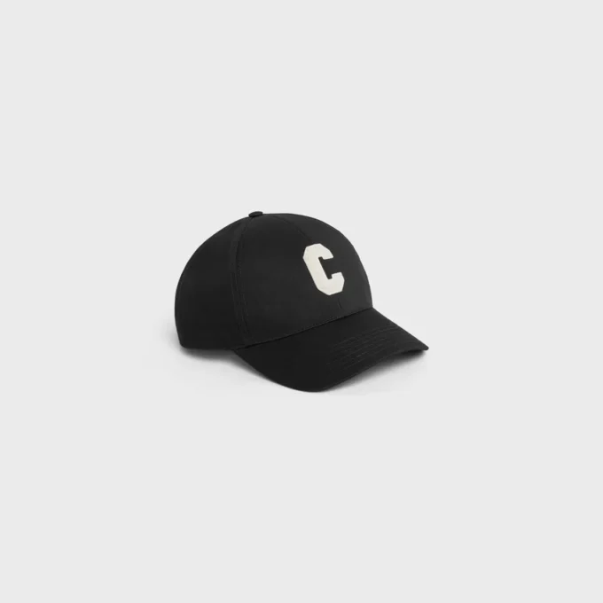 Gorra de béisbol con inicial en algodón Gorra de béisbol con inicial en algodón