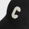 Gorra de béisbol con inicial en algodón Gorra de béisbol con inicial en algodón