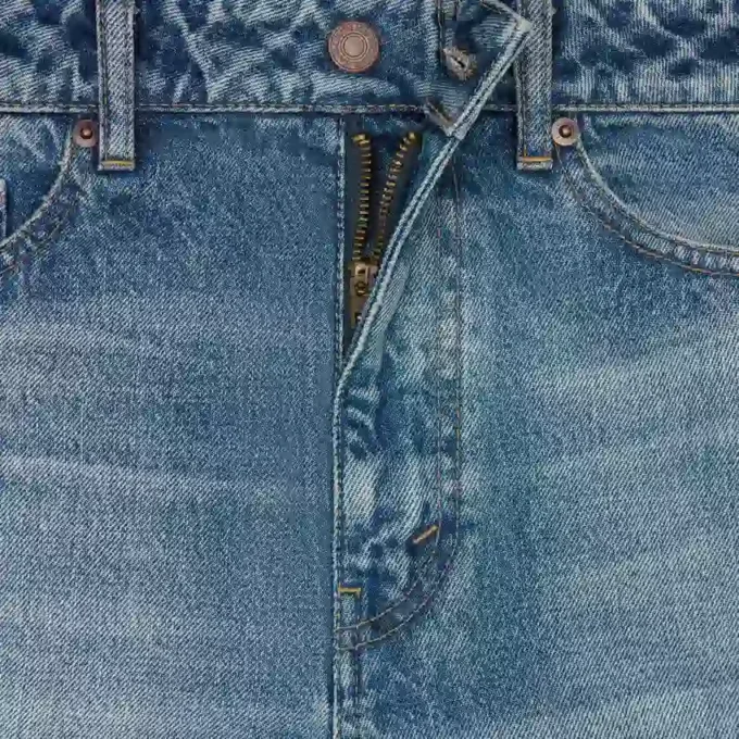 Jeans acampanados 001 en denim Jeans acampanados 001 en denim
