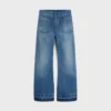 Jeans acampanados 002 en denim de algodón ligero Jeans acampanados 002 en denim de algodón ligero