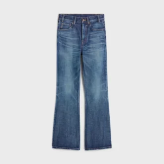 Jeans acampanados en denim con lavado Dark Union