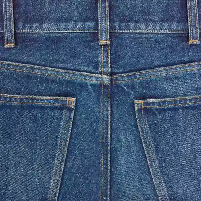 Jeans acampanados en denim con lavado Dark Union Jeans acampanados en denim con lavado Dark Union