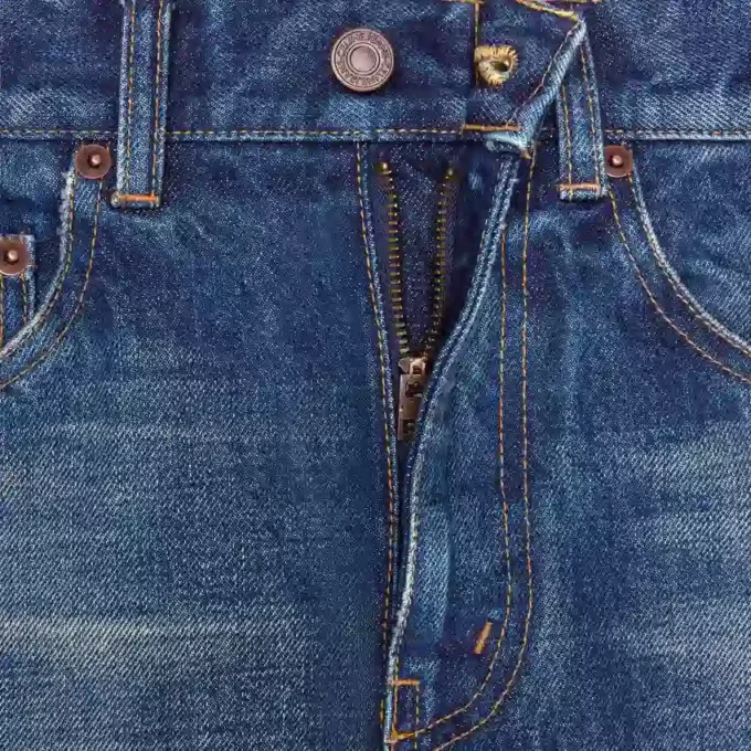 Jeans acampanados en denim con lavado Dark Union Jeans acampanados en denim con lavado Dark Union