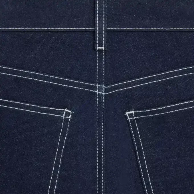 Jeans ajustados 001 en denim elástico Jeans ajustados 001 en denim elástico