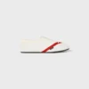 Las zapatillas planas en grosgrain, terciopelo, piel de cabra y piel de cordero Las zapatillas planas en grosgrain, terciopelo, piel de cabra y piel de cordero