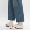 Las zapatillas planas en grosgrain, terciopelo, piel de cabra y piel de cordero