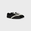 Las zapatillas planas en grosgrain, terciopelo, piel de cabra y piel de cordero Las zapatillas planas en grosgrain, terciopelo, piel de cabra y piel de cordero