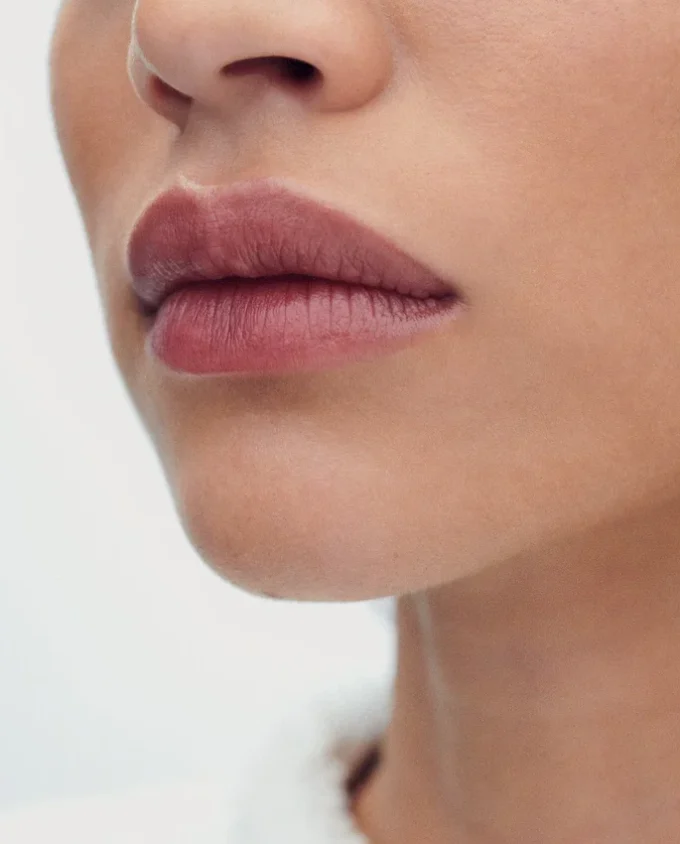 Le Rouge CELINE 04 PhèDre – Bálsamo labial mate Le Rouge CELINE 04 PhèDre – Bálsamo labial mate