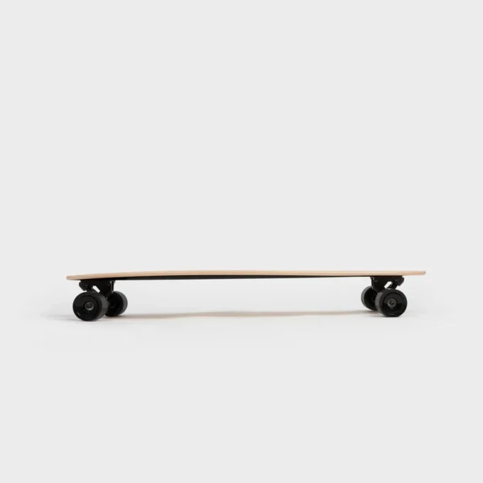Longboard con estampado del logotipo de CELINE Longboard con estampado del logotipo de CELINE