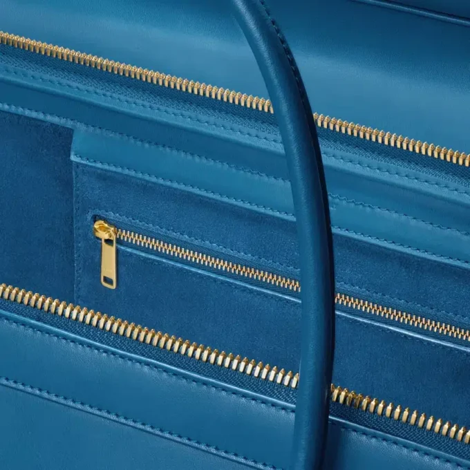 Luggage Big Smile en piel de becerro brillante