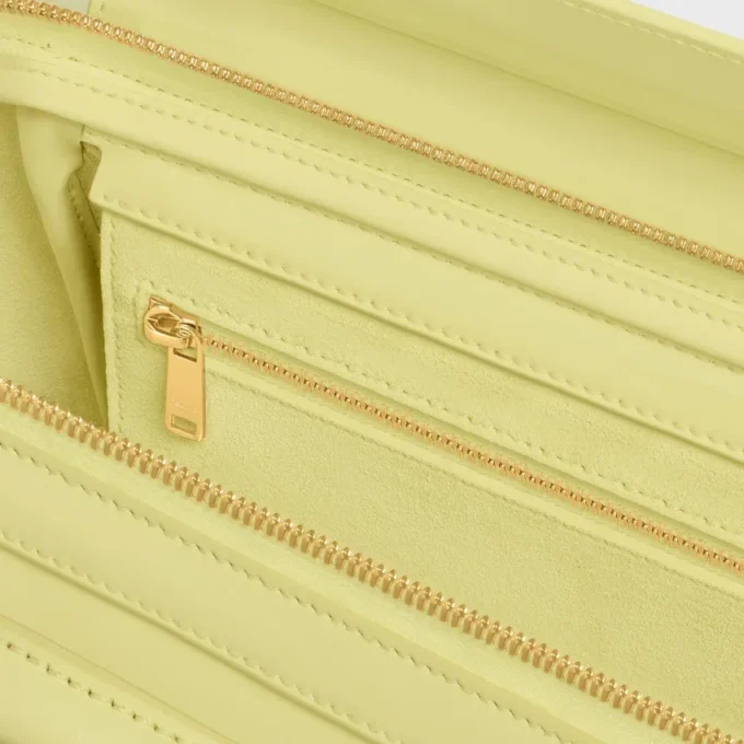 Luggage pequeño de piel de cordero flexible y brillante