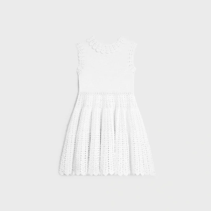 Mini vestido de croché de algodón Mini vestido de croché de algodón