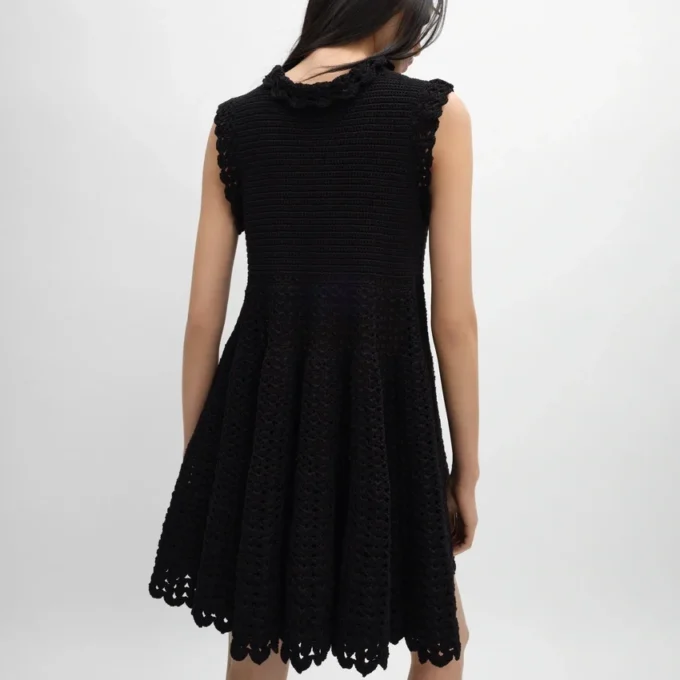 Mini vestido de croché de algodón Mini vestido de croché de algodón