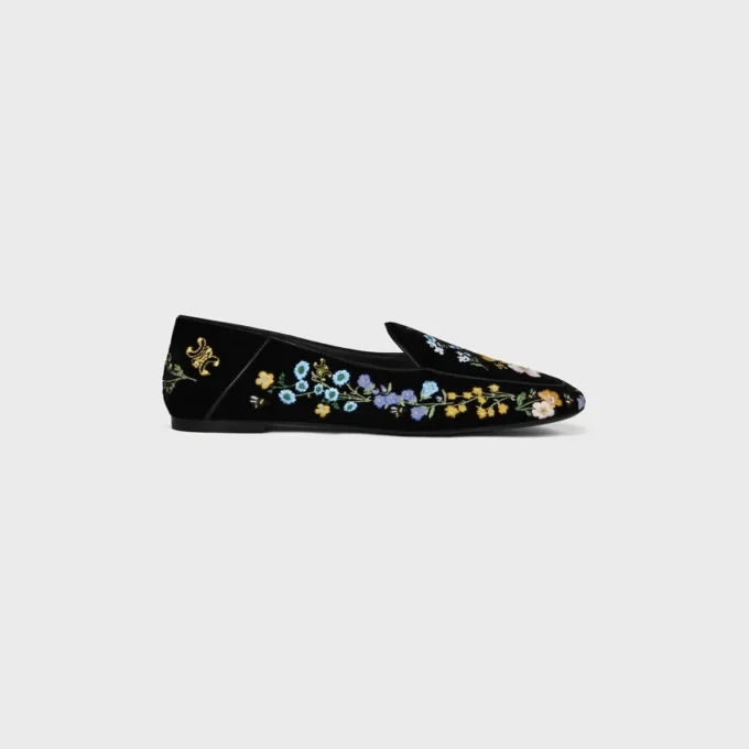 Mocasines Aura en terciopelo bordado con flores Mocasines Aura en terciopelo bordado con flores