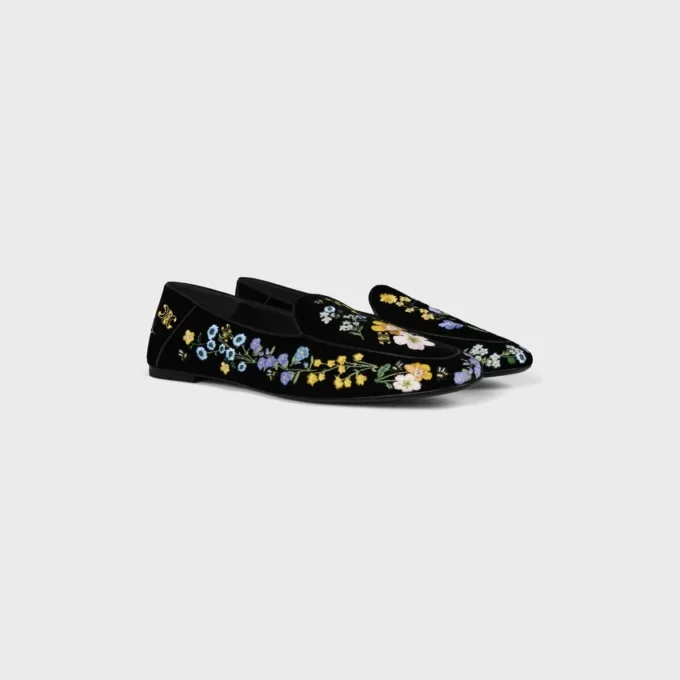 Mocasines Aura en terciopelo bordado con flores Mocasines Aura en terciopelo bordado con flores