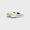 Mocasines Aura en terciopelo bordado con flores Mocasines Aura en terciopelo bordado con flores