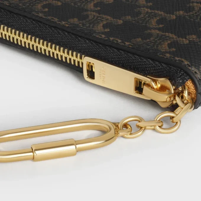 Monedero en Triomphe Canvas con estampado CELINE Monedero en Triomphe Canvas con estampado CELINE