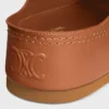 Mules con cuña Polly de CELINE en piel de becerro Mules con cuña Polly de CELINE en piel de becerro