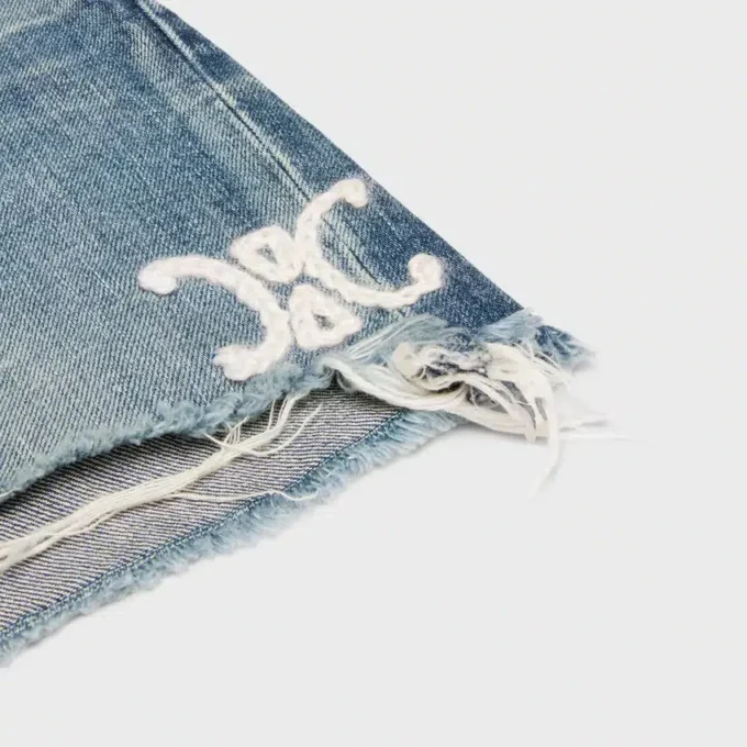 Pantalones cortos de skate en denim lavado Electric Sky Pantalones cortos de skate en denim lavado Electric Sky