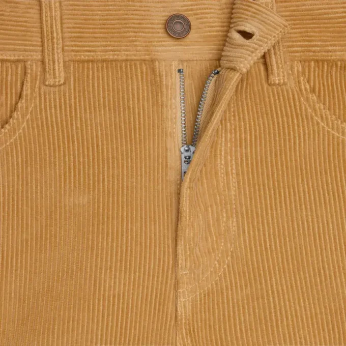 Pantalones de mezclilla Jolene en pana Pantalones de mezclilla Jolene en pana