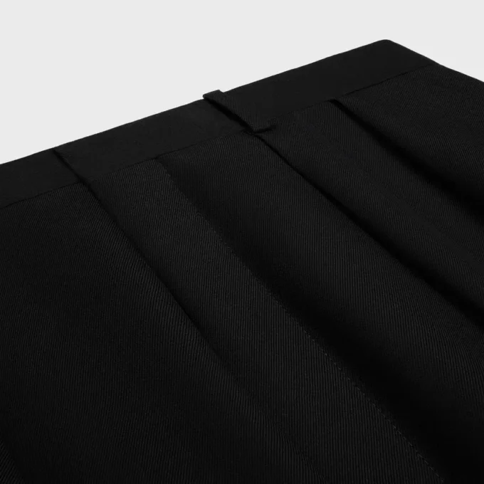 Pantalones plisados de gabardina de lana Pantalones plisados de gabardina de lana
