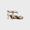 Sandalias Triomphe de CELINE en piel de cordero laminada Sandalias Triomphe de CELINE en piel de cordero laminada