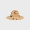 Sombrero de rafia