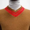 Suéter con cuello en V de cachemira Suéter con cuello en V de cachemira
