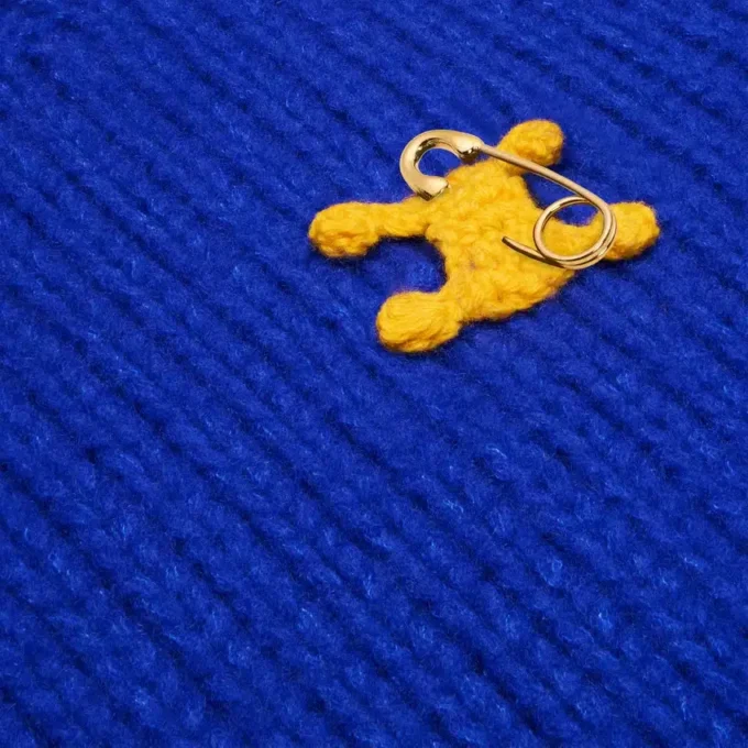 Suéter de cuello redondo en cachemira y seda Suéter de cuello redondo en cachemira y seda
