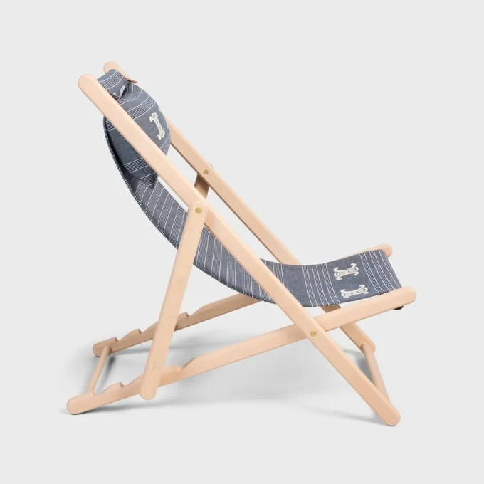 Tumbona de madera y tejido jacquard Tumbona de madera y tejido jacquard