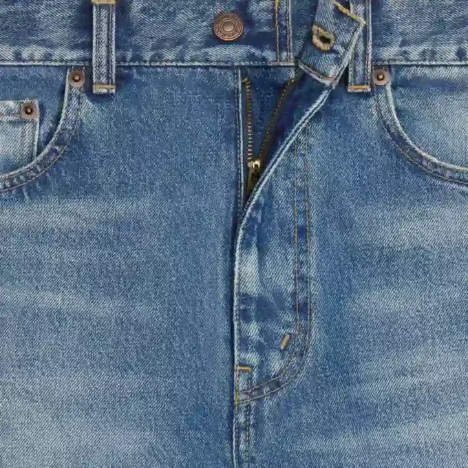Vaqueros acampanados 001 en denim de algodón Vaqueros acampanados 001 en denim de algodón