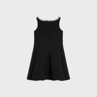 Vestido bordado en crepé de lana doble