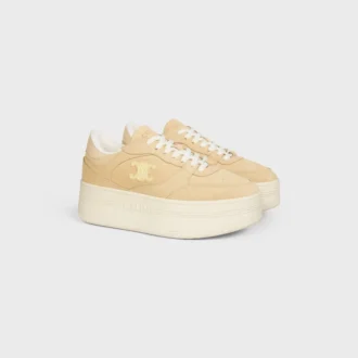 Zapatilla con cuña de bloque en piel de becerro de gamuza y piel de becerro