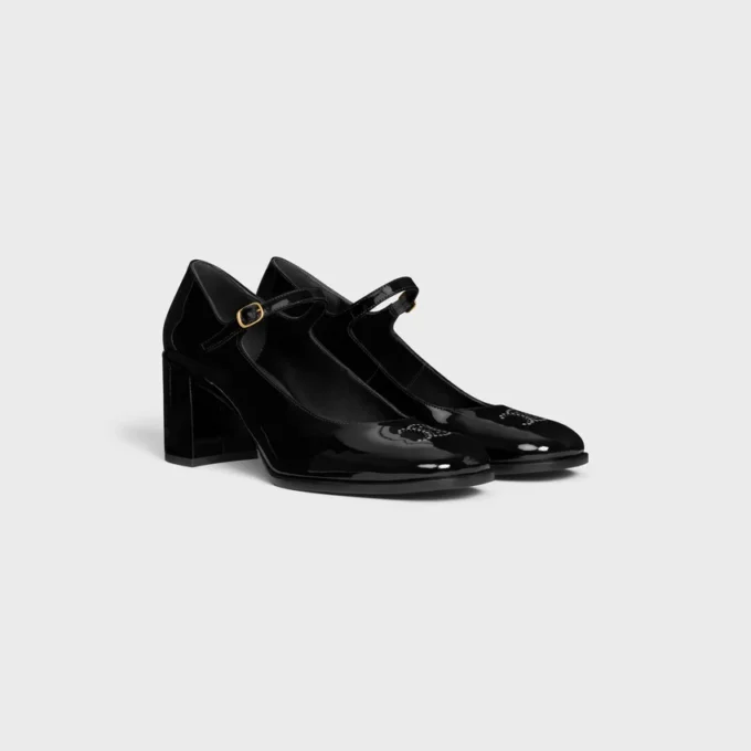 Zapatos CELINE Lily Perforated Triomphe Babies en piel de becerro charol Zapatos CELINE Lily Perforated Triomphe Babies en piel de becerro charol